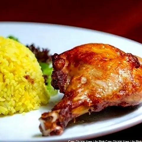 Hình ảnh Cơm gà xối mỡ