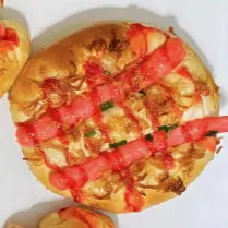 Hình ảnh Bánh 2 xúc xích chà bông