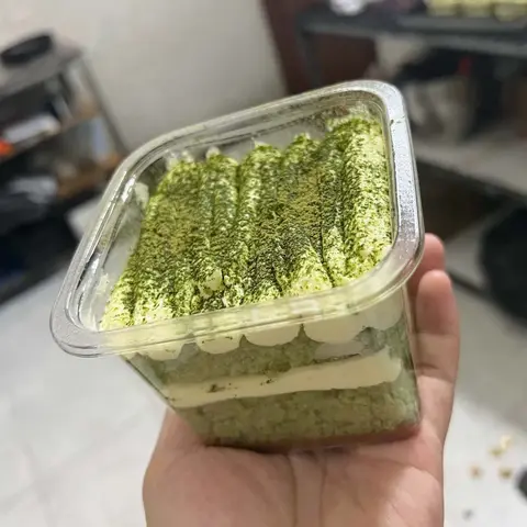 Hình ảnh Tiramisu matcha trà xanh