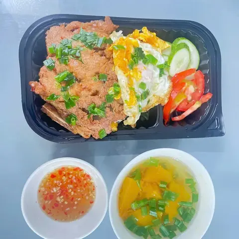 Hình ảnh Combo cơm sườn nướng - nước siro