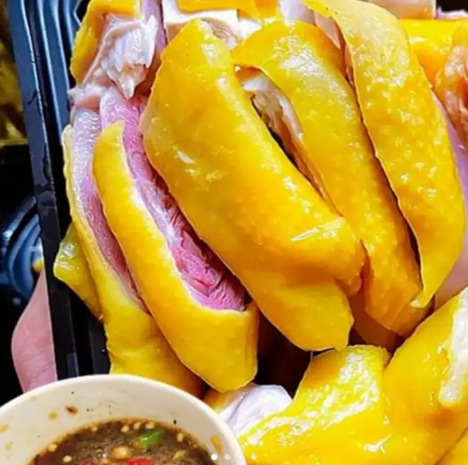Hình ảnh Gà ủ muối phần nhỏ