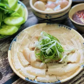 Hình ảnh Cơm thịt luộc cà pháo