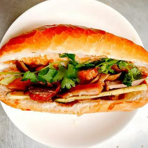 Hình ảnh Bánh mì phá lấu
