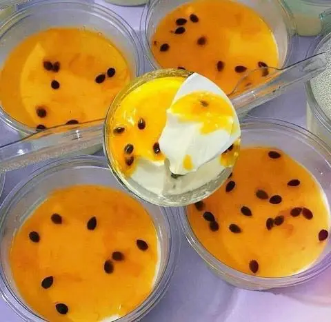 Hình ảnh Panna cotta vị chanh dây