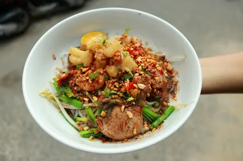 Hình ảnh Hủ tiếu trộn