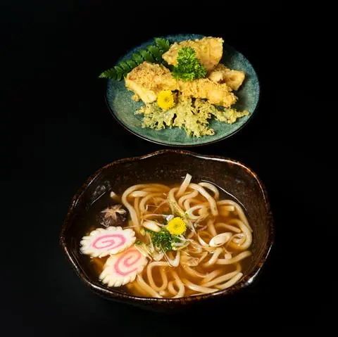 Hình ảnh Mì udon - tôm tempura - udon noodle soup with tempura - me05