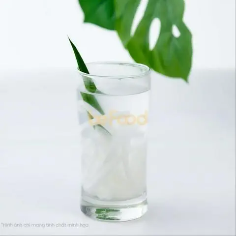 Hình ảnh Nước dừa  nguyên chât - ly lớn