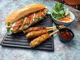 Hình ảnh Bánh mì nem nướng
