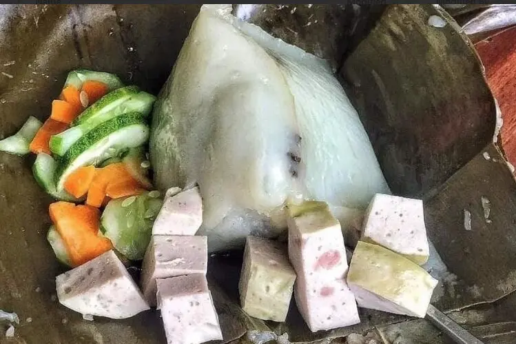 Hình ảnh Bánh giò - chả lụa
