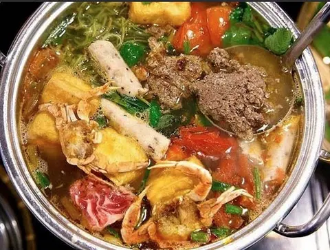 Hình ảnh Lẩu cua đồng - bắp bò