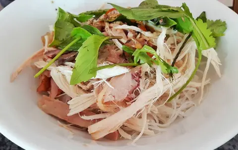 Hình ảnh Phở khô gà