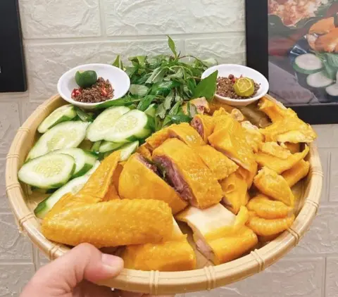 Hình ảnh Gà ri ủ muối loại 1 - nửa con