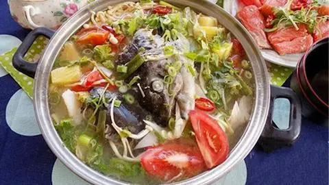 Hình ảnh Lẩu cá hồi
