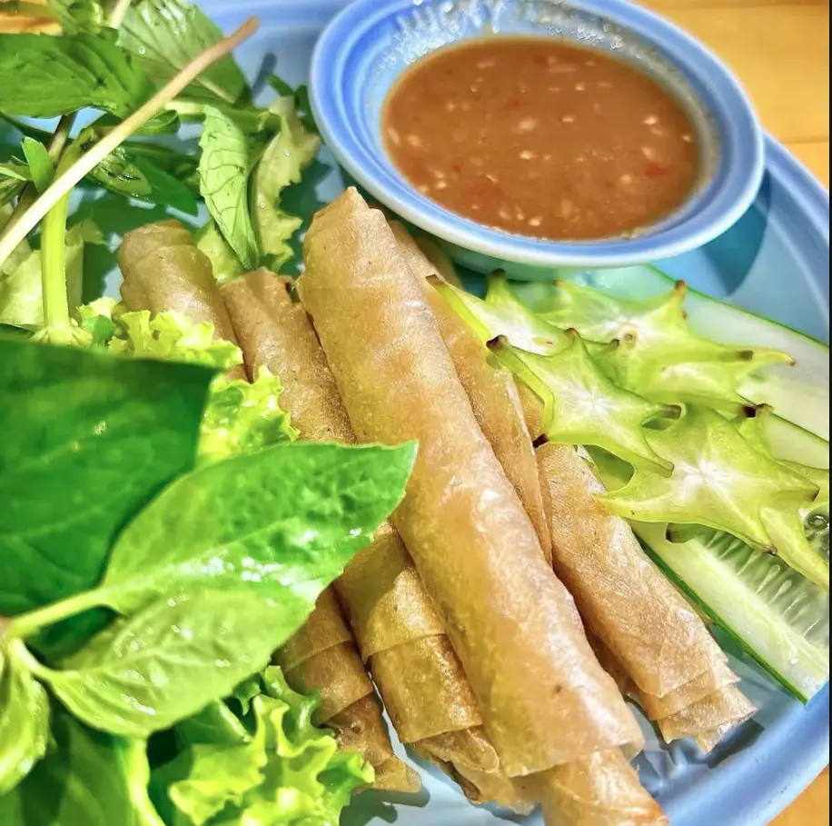 Hình ảnh Chả giò cá 5 cái - 1 trà tắc