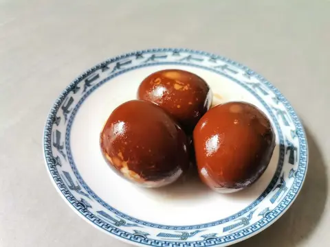 Hình ảnh Trứng lòng đào ngâm gia vị kiểu Nhật