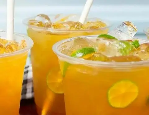 Hình ảnh Trà Lipton tắc (ly 1 lít)