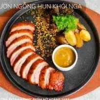 Hình ảnh Lườn ngỗng Nga xông khói sốt BBQ