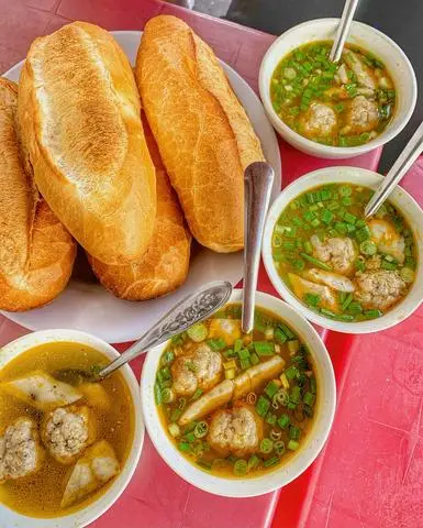 Hình ảnh Bánh mì xíu mại chén