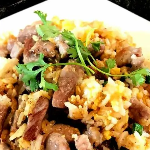 Hình ảnh Cơm chiên thịt heo