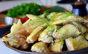 Hình ảnh Cơm Đùi Gà Hấp Lá Chanh Xé Nhỏ