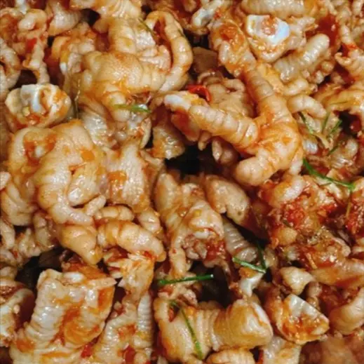 Hình ảnh Chân gà rút xương sốt sa tế - hộp lớn