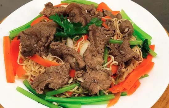 Hình ảnh Mì xào bò
