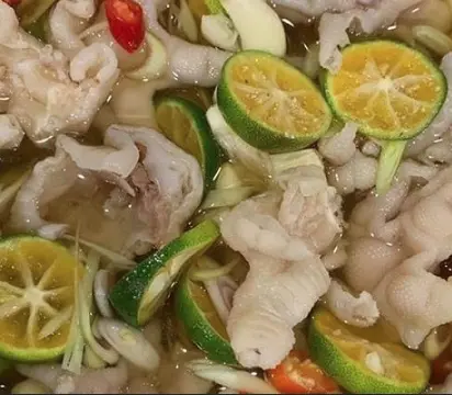 Hình ảnh Chân gà rút xương xả tắc