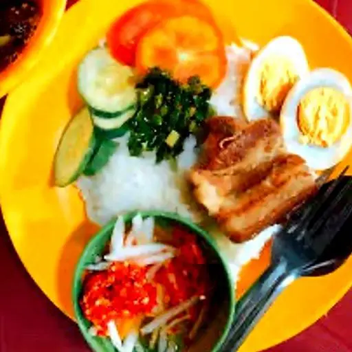 Hình ảnh Cơm tấm trứng kho 2 trứng