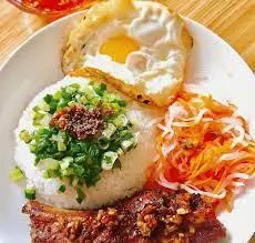 Hình ảnh Cơm Sườn Trứng