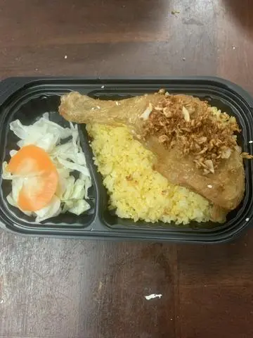 Hình ảnh Cơm gà mắm tỏi