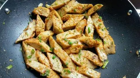 Hình ảnh Cơm chả cá chiên
