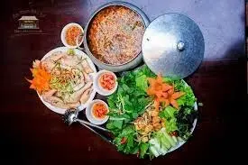 Hình ảnh Lẩu gà cua đồng