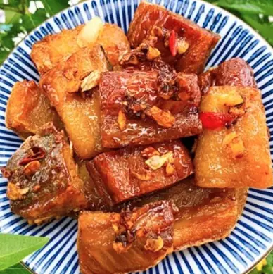 Hình ảnh CƠM Khô cá dứa+ canh rong biển