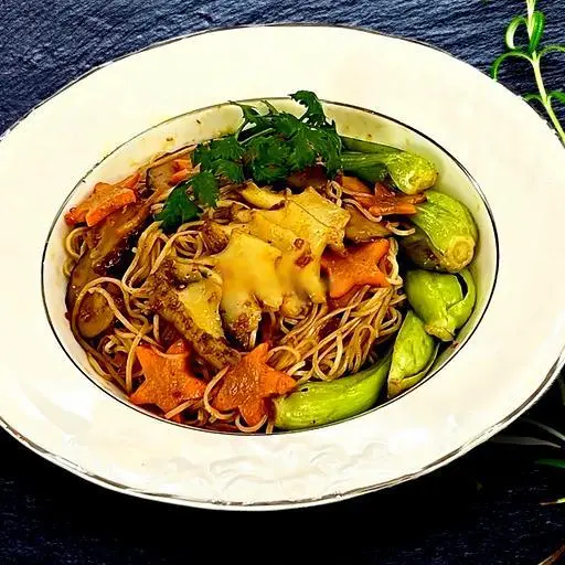 Hình ảnh Mì bào ngư xá xíu dầu hào