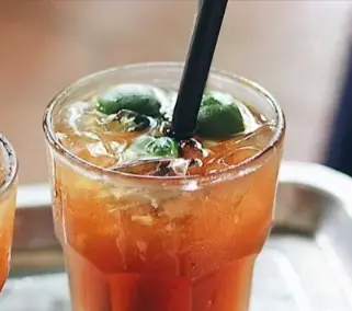Hình ảnh Hồng trà tắc full topping