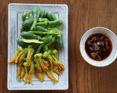 Hình ảnh Bông bí bao tử luộc