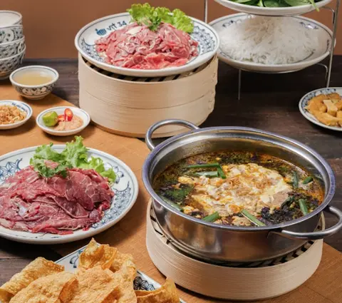 Hình ảnh Lẩu riêu cua bắp bò nhỏ