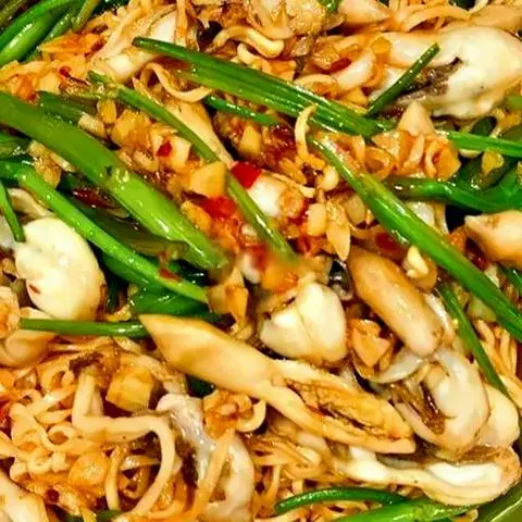 Hình ảnh Mì xào móng tay