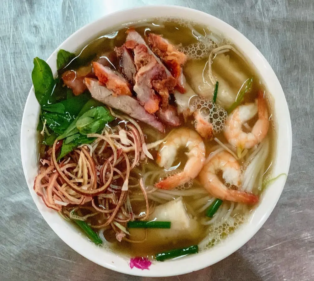 Hình ảnh Bún nước lèo heo quay