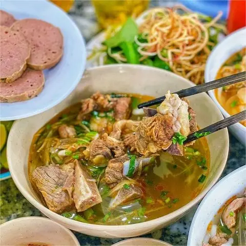 Hình ảnh Bún bò xí quách