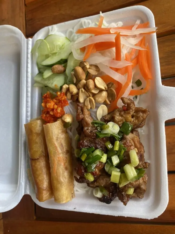 Hình ảnh Bún thịt nướng