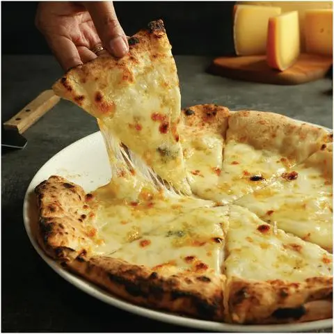 Hình ảnh Pizza quattro formaggi