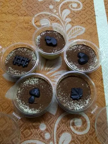 Hình ảnh Mousse hương trái cây bốn mùa vị tiramisu