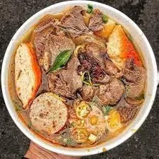 Hình ảnh Bún bò nạm chả bò viên