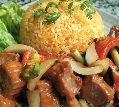 Hình ảnh Cơm chiên sườn tiêu đen