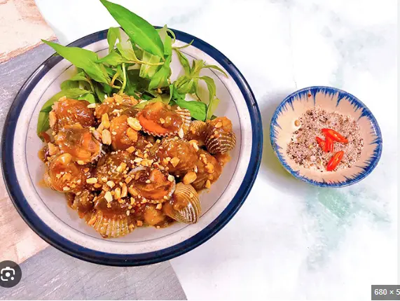 Hình ảnh Sò huyết xào me
