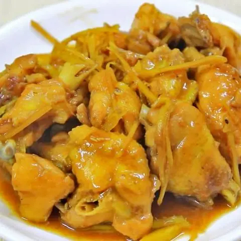 Hình ảnh Cơm gà kho gừng