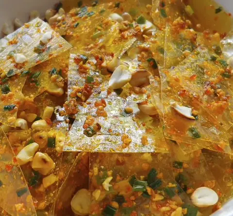 Hình ảnh Bánh tráng tỏi phi