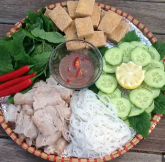 Hình ảnh Bún đậu thịt ba rọi luộc