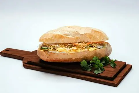 Hình ảnh Bánh mì ốp la chà bông